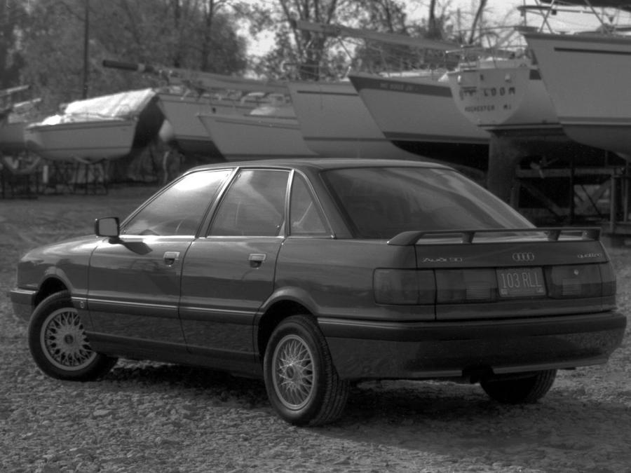  Audi 90 Quattro (B3) 1987 года  (NA) (фото 22 из 22)